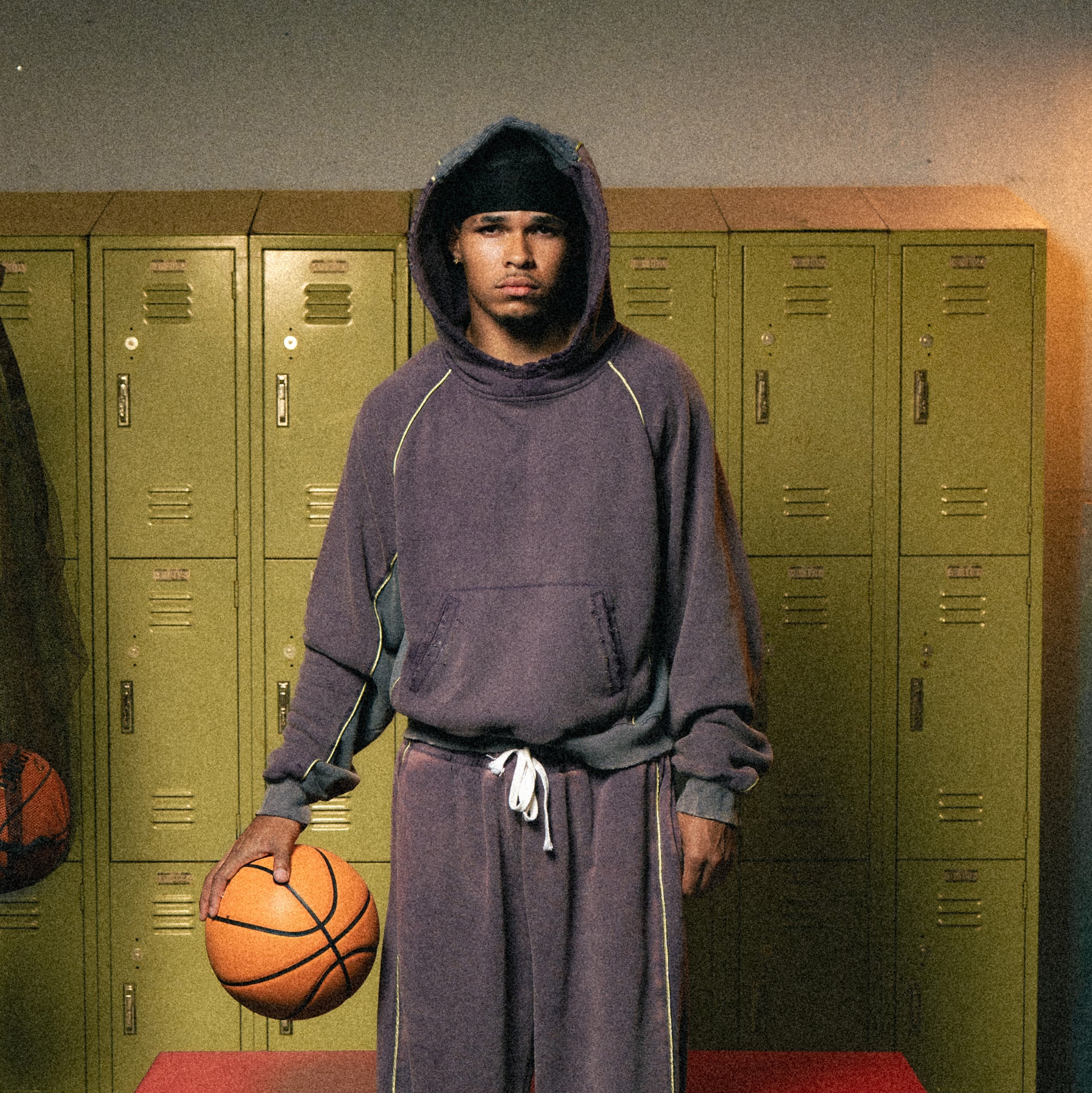 "THE WARMUP" RAGLAN PULLOVER